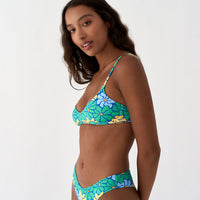 Trippy Flowers High Bottom