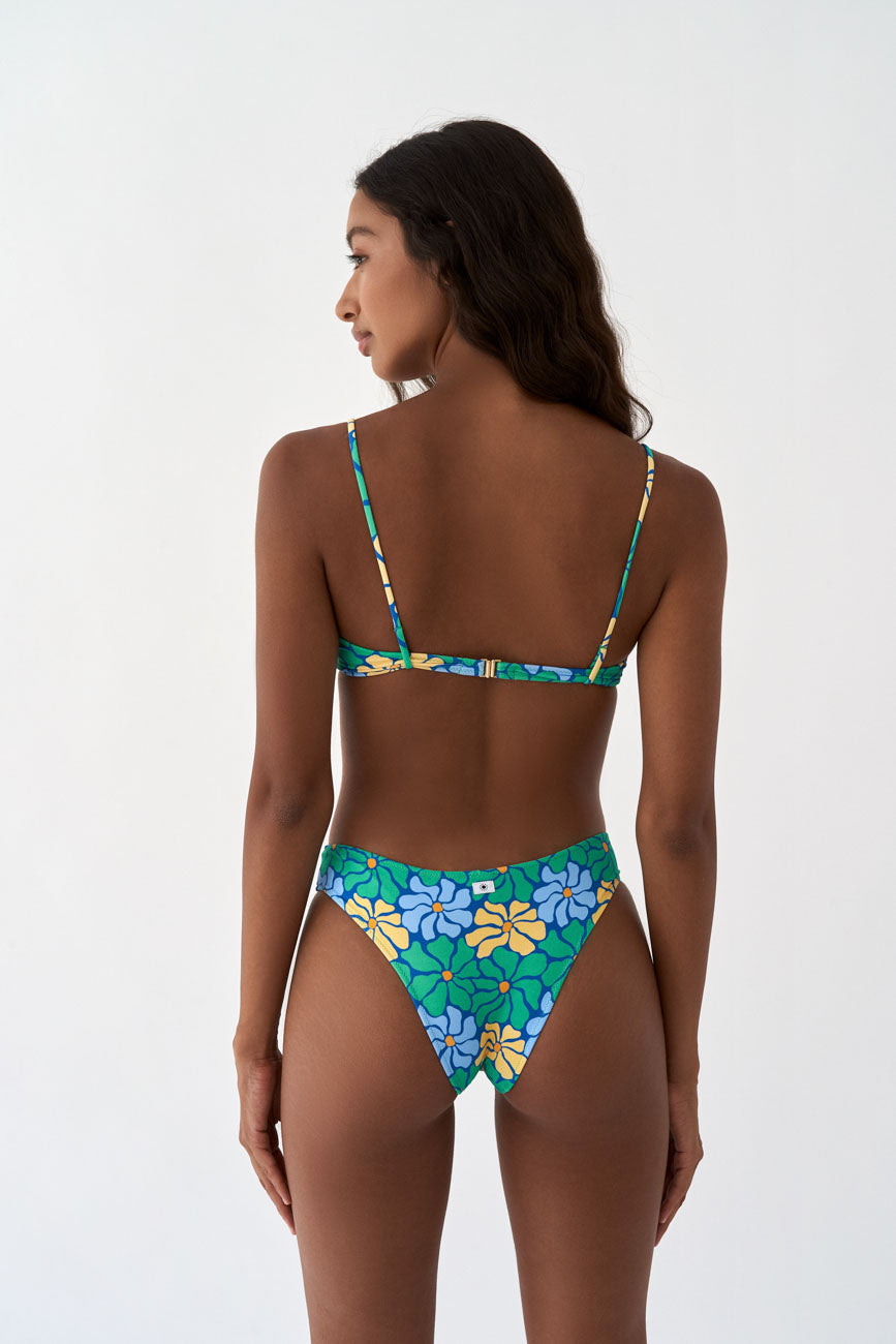 Trippy Flowers High Bottom